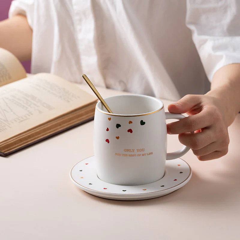 Classic Cup and Saucer Set - Image 4