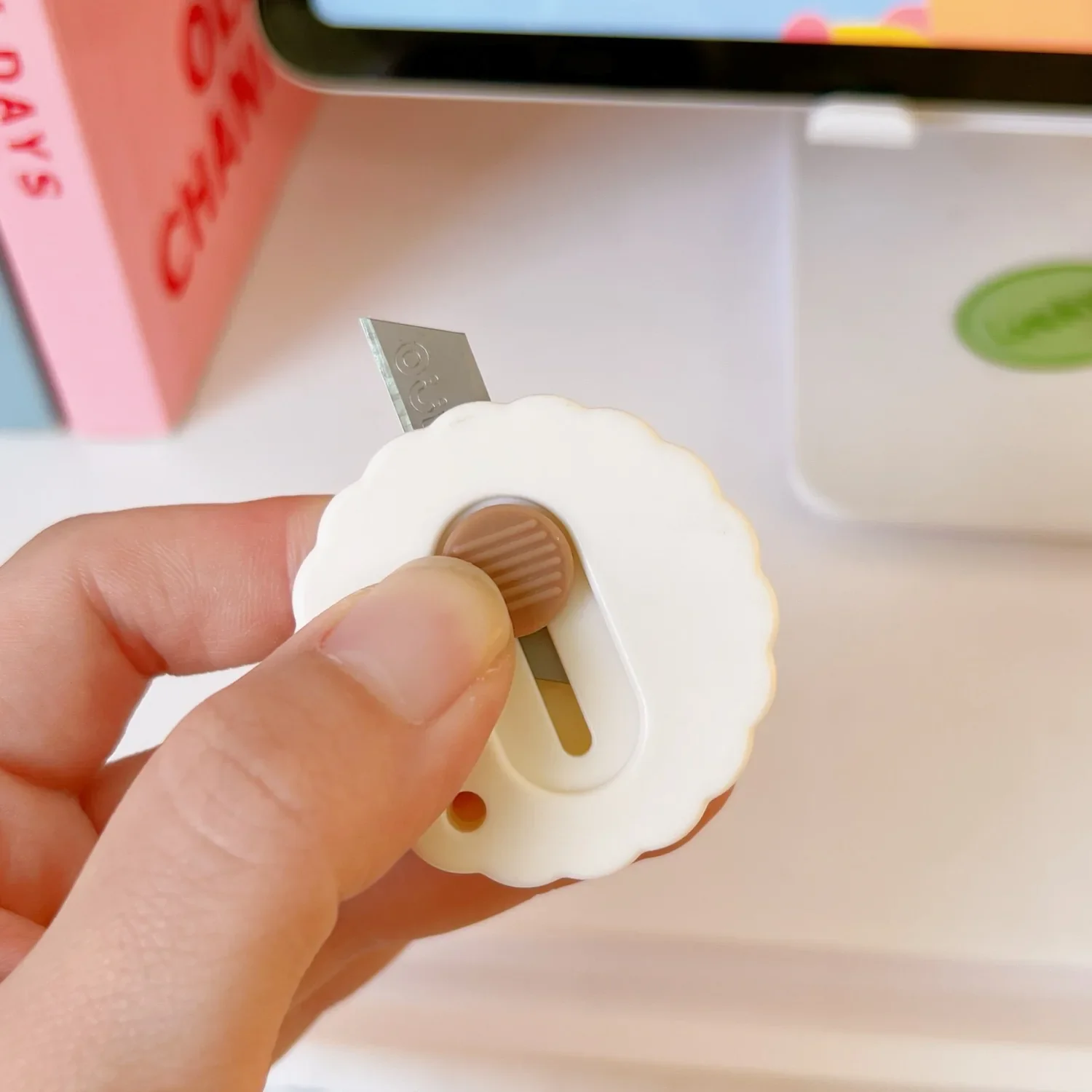 Cute Pen Cutters (2 Pcs Set) - Image 15