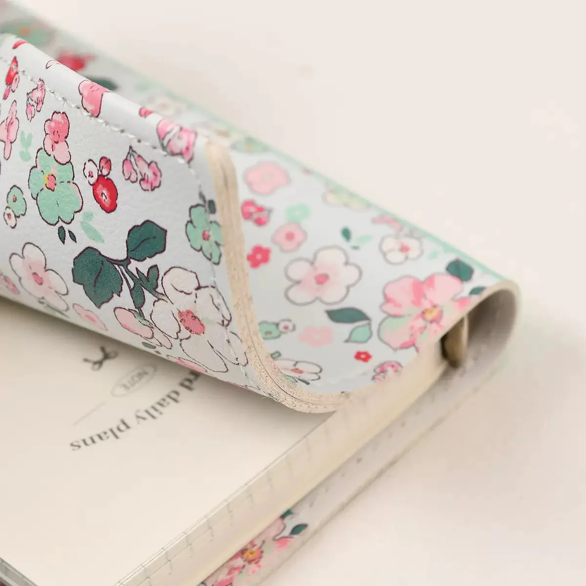 Floral Pocket Ring Journal - Image 5