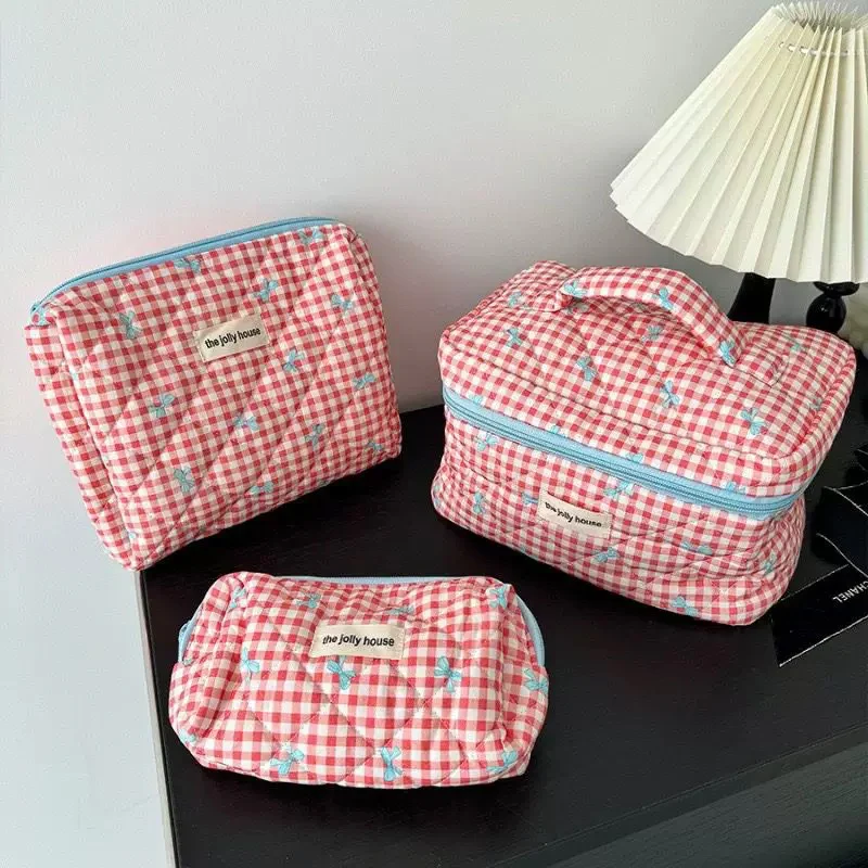 Gingham Makeup Pouch - Image 3
