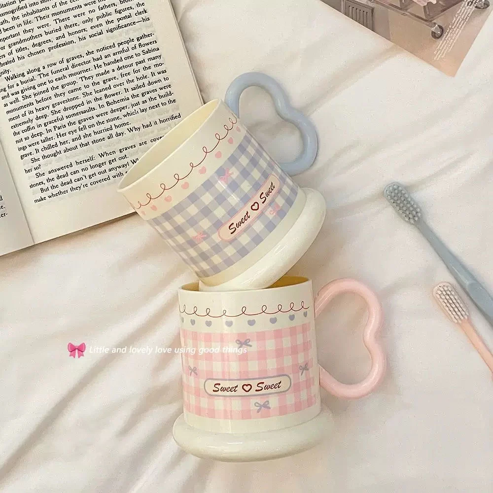 Gingham Mini Cup - Image 2
