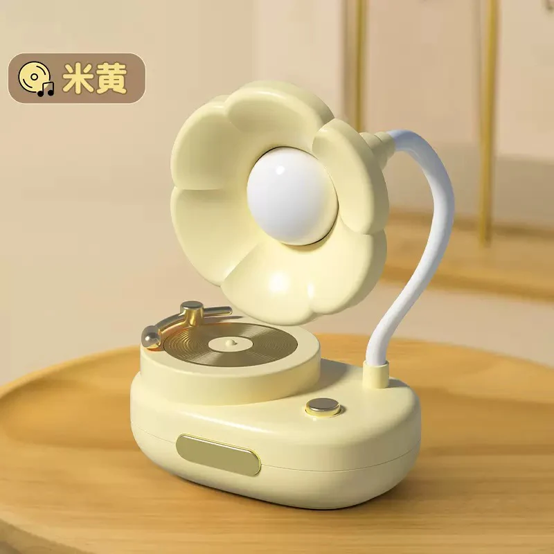 Daisy Melody Lamp