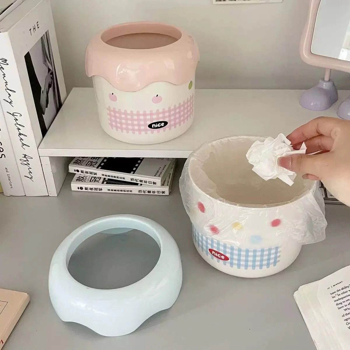 Kawaii Desk Organizer - Image 4