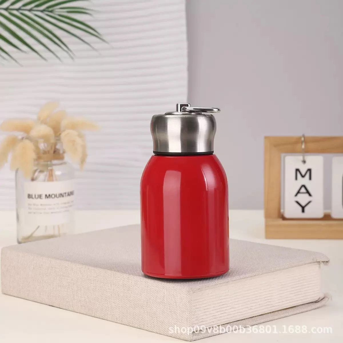 Mini Insulated Travel Bottle - Image 9