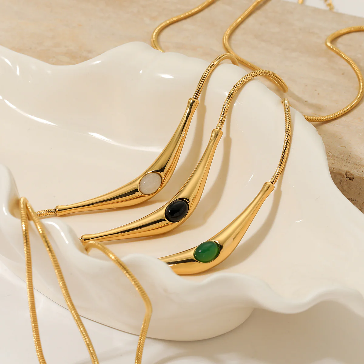 Retro Enamel Stone Anti Tarnish Necklace - Image 7