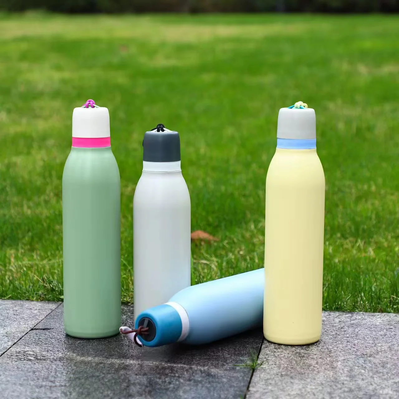 Pastel Insulated Bottle - Image 4