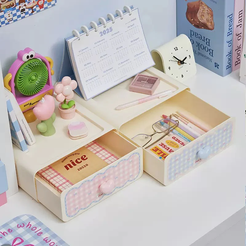 Gingham Desk Drawer - Image 3