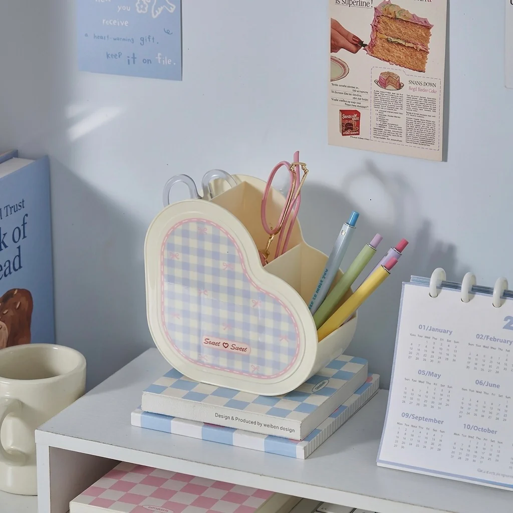 Pinteresty gingham desk organizer - Image 3