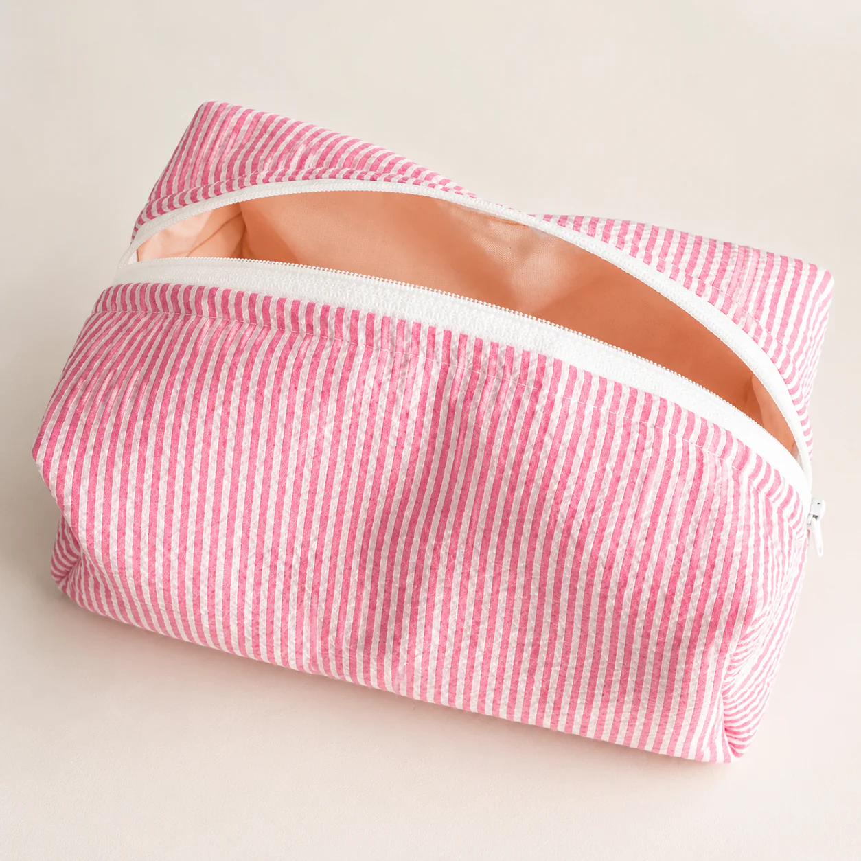 Pinteresty Makeup Pouch - Image 2
