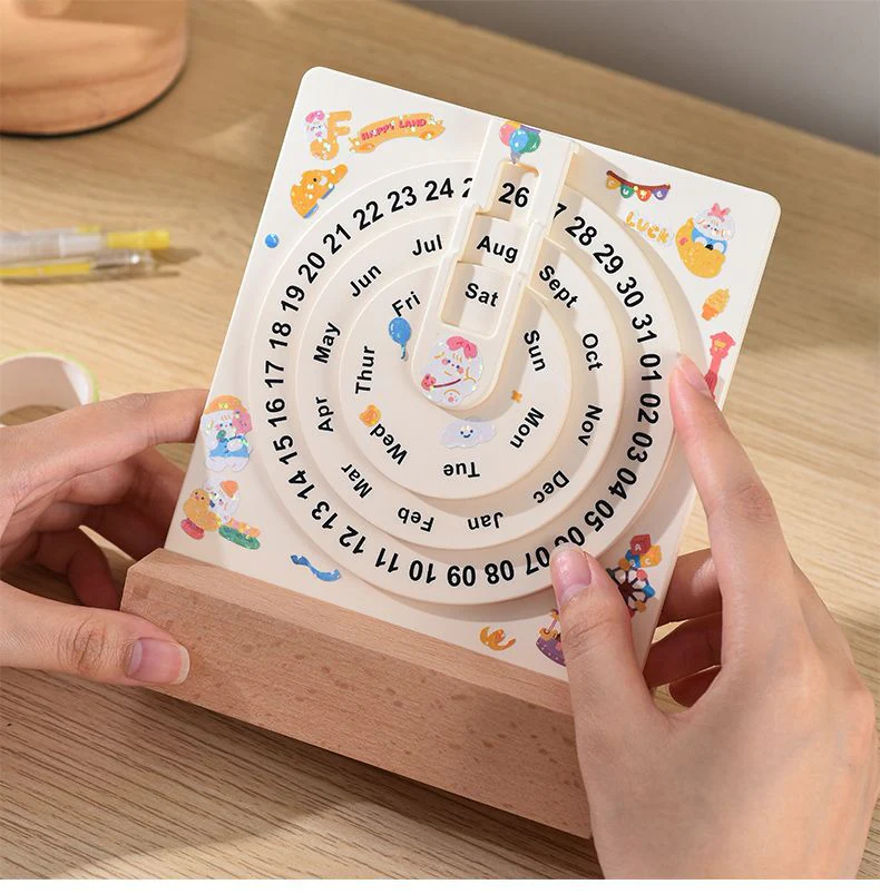 Pinteresty Perpetual Desk Calendar - Image 10