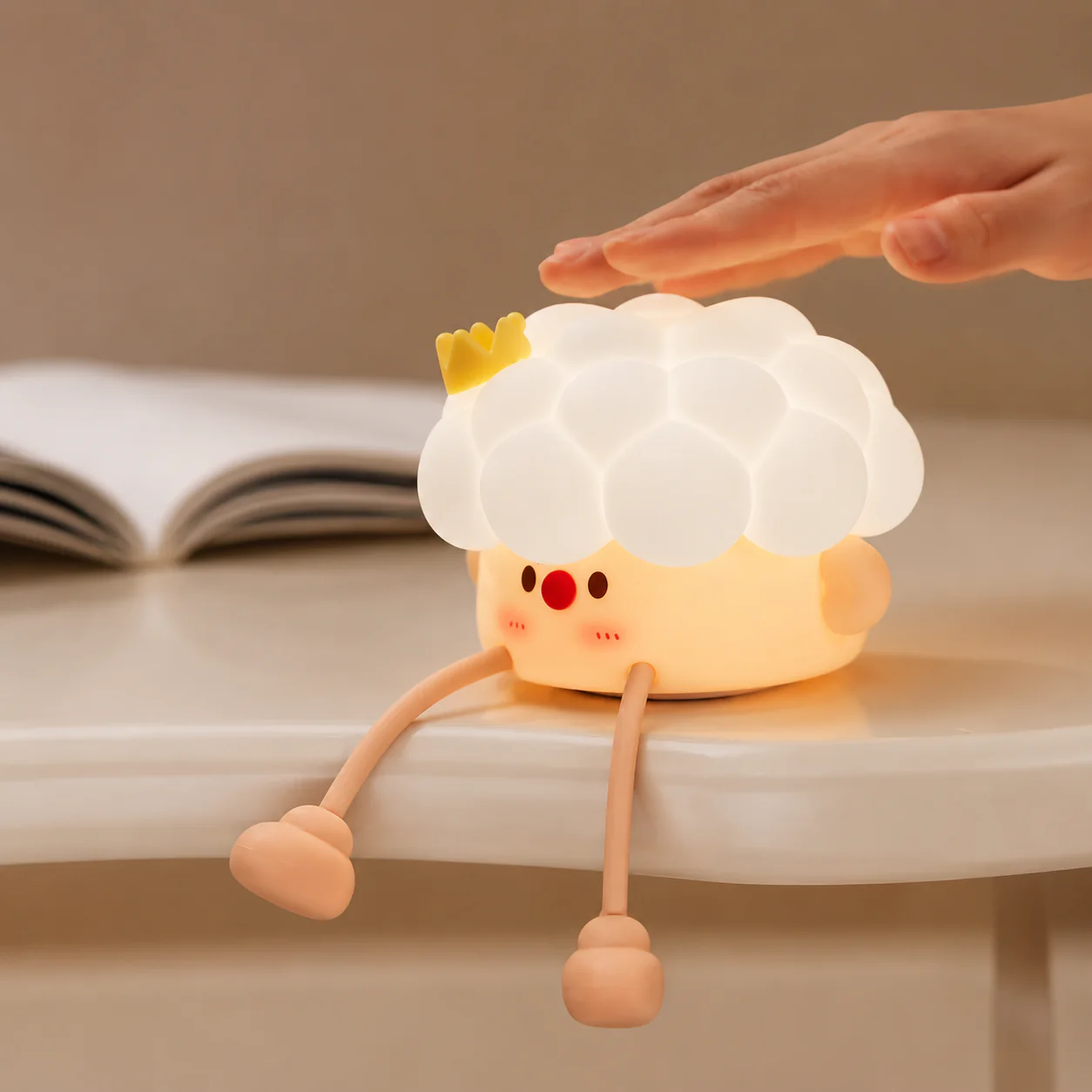 Puffy Prince Silicone Lamp - Image 3